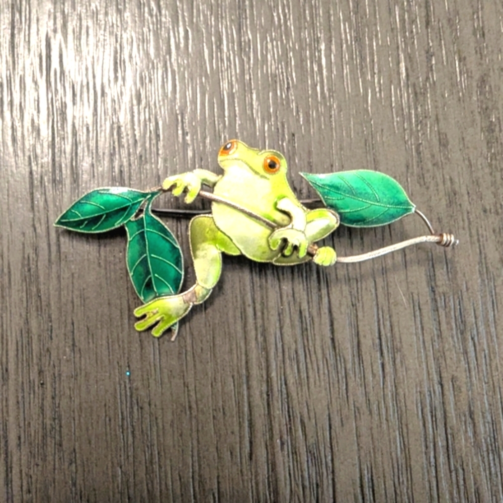 Vintage Sterling Silver Enamel Frog Brooch – 925 Marked, "Zarah"?